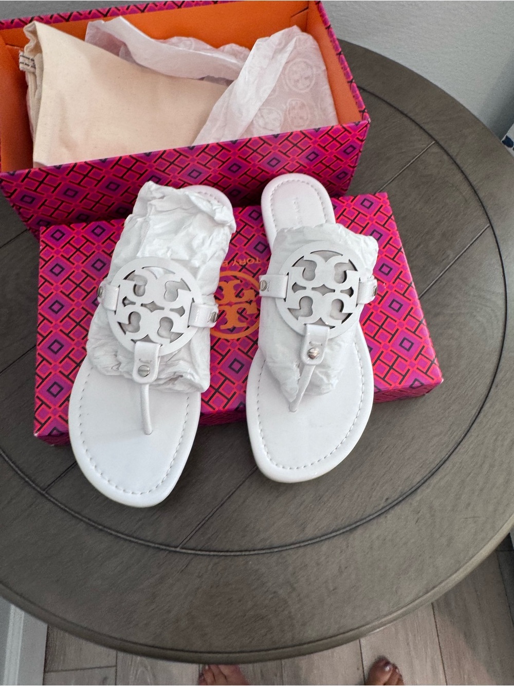 Tory Burch White Miller Logo Thong Sandals - Leather